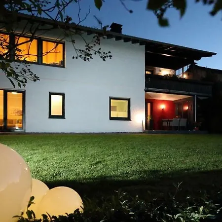 Welcome Mit Seeblick Schalkenmehren