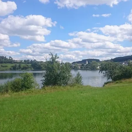 Welcome Mit Seeblick Lägenhet Schalkenmehren